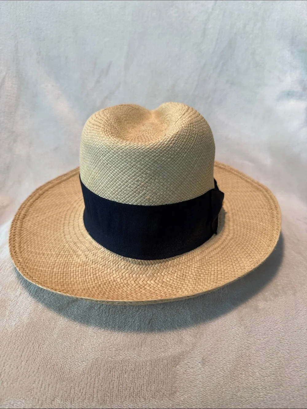 Tory Burch Women’s Straw Panama Fedora Hat,Navy Blue Grosgrain Ribbon,Gold Logo